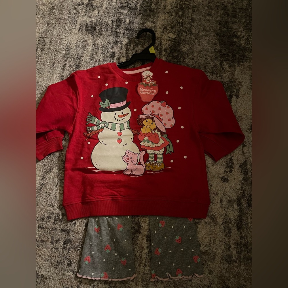NWT Strawberry Shortcake Toddler Girl Set Size 3T